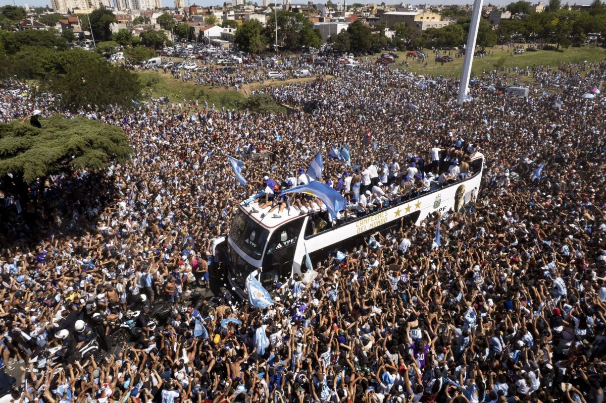 18 fans