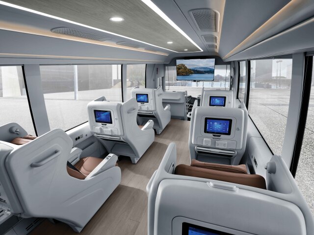 Hyundai  Universe Mobile Office Launching