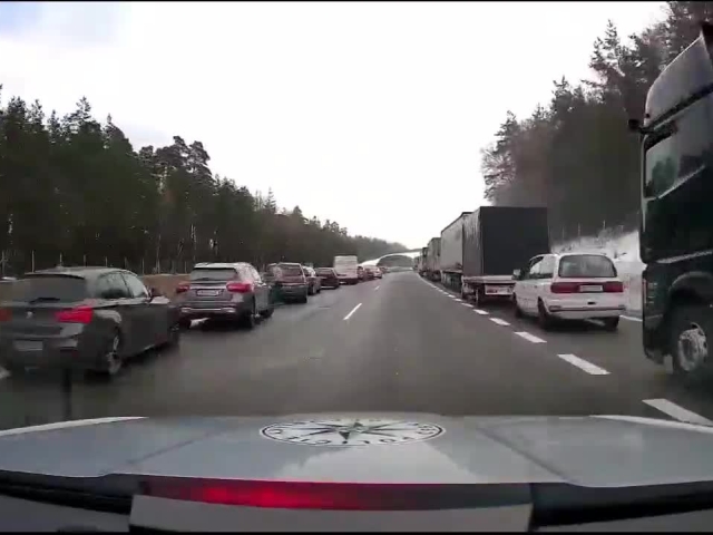 hromadná nehoda na diaľnici D1 pri Brne
