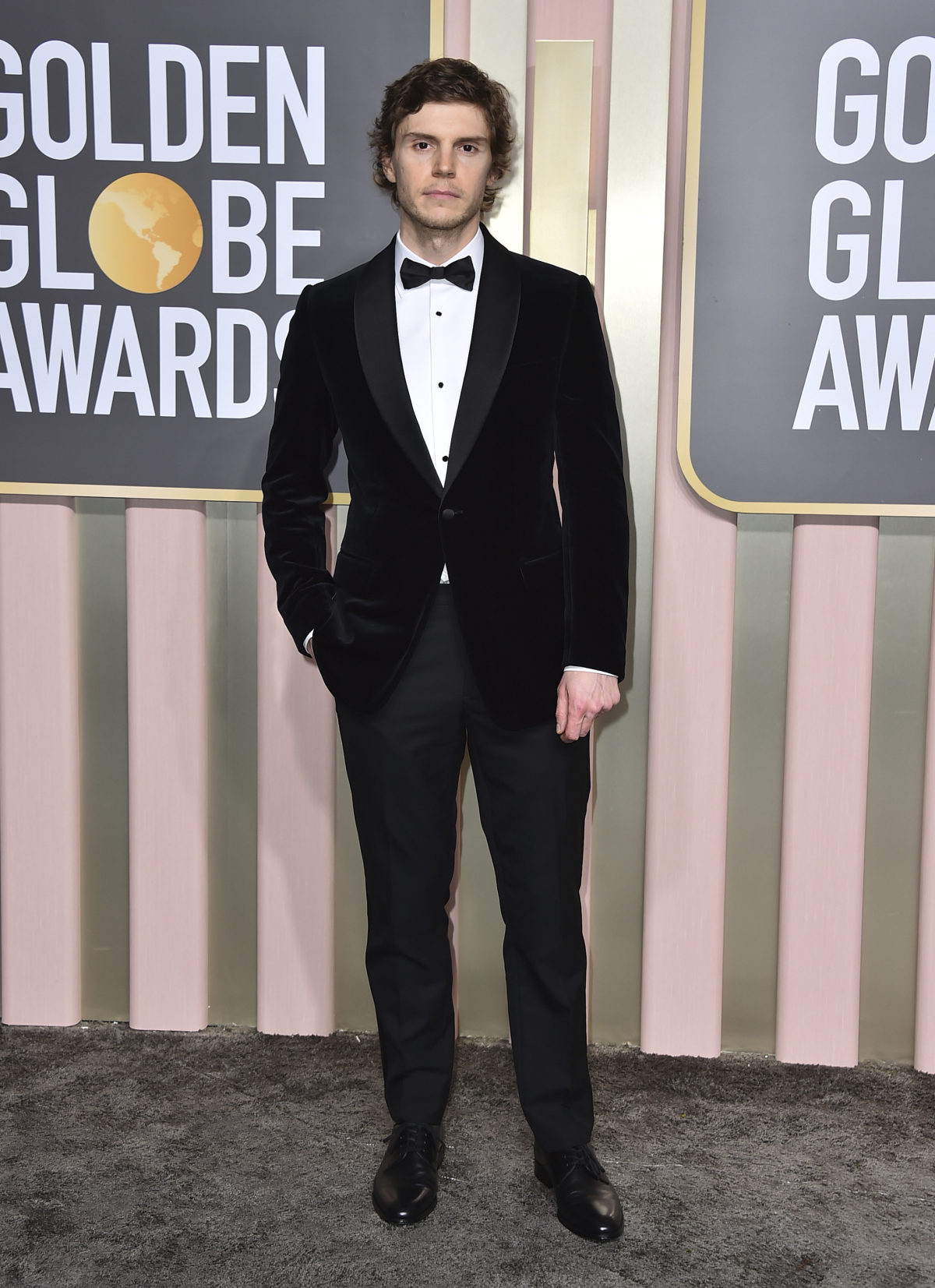 Herec Evan Peters.