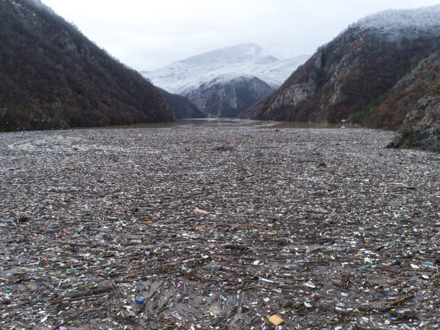 Bosna odpad rieka drina