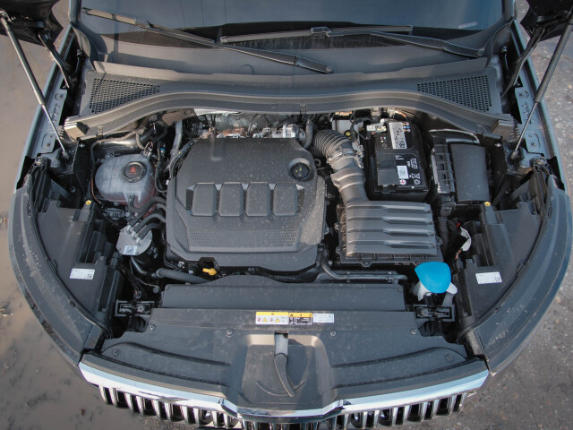 Dvojlitrový naftový 4-valec 2,0 TDI s výkonom 147 kW dáva Kodiaqu výbornú dynamiku a vie byť aj veľmi úsporný. Čo viac si priať.