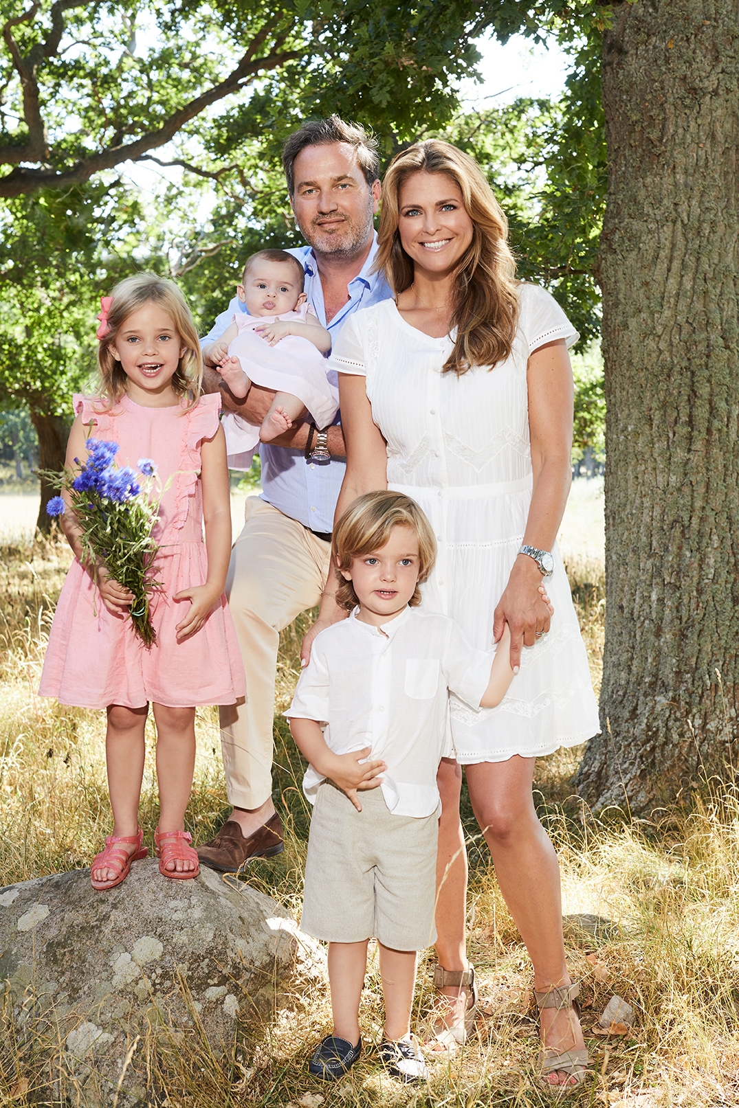 Švédska princezná Madeleine s manželom, Christopherom O Neillom a ich troma deťmi -  Leonore, Nicolas a Adrienne.