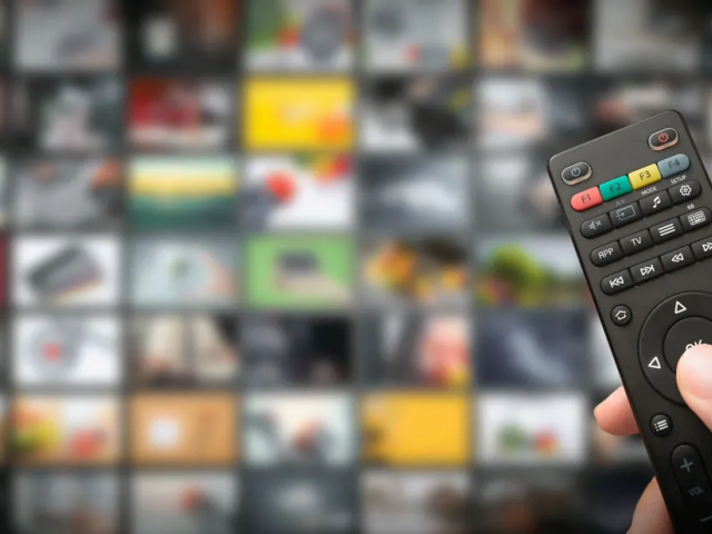 televízia, sledovanie, diaľkový ovládač