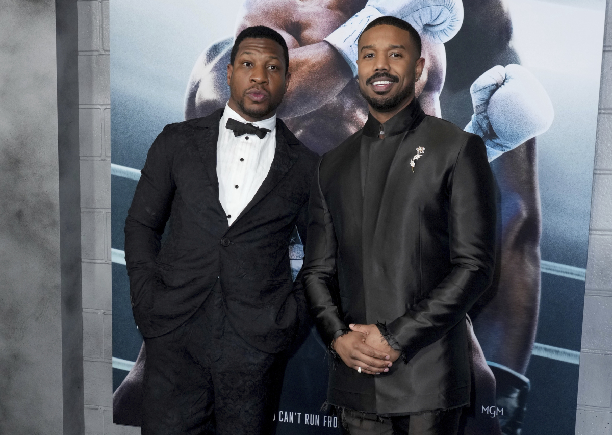 Jonathan Majors (vľavo) a jeho kolega Michael B. Jordan