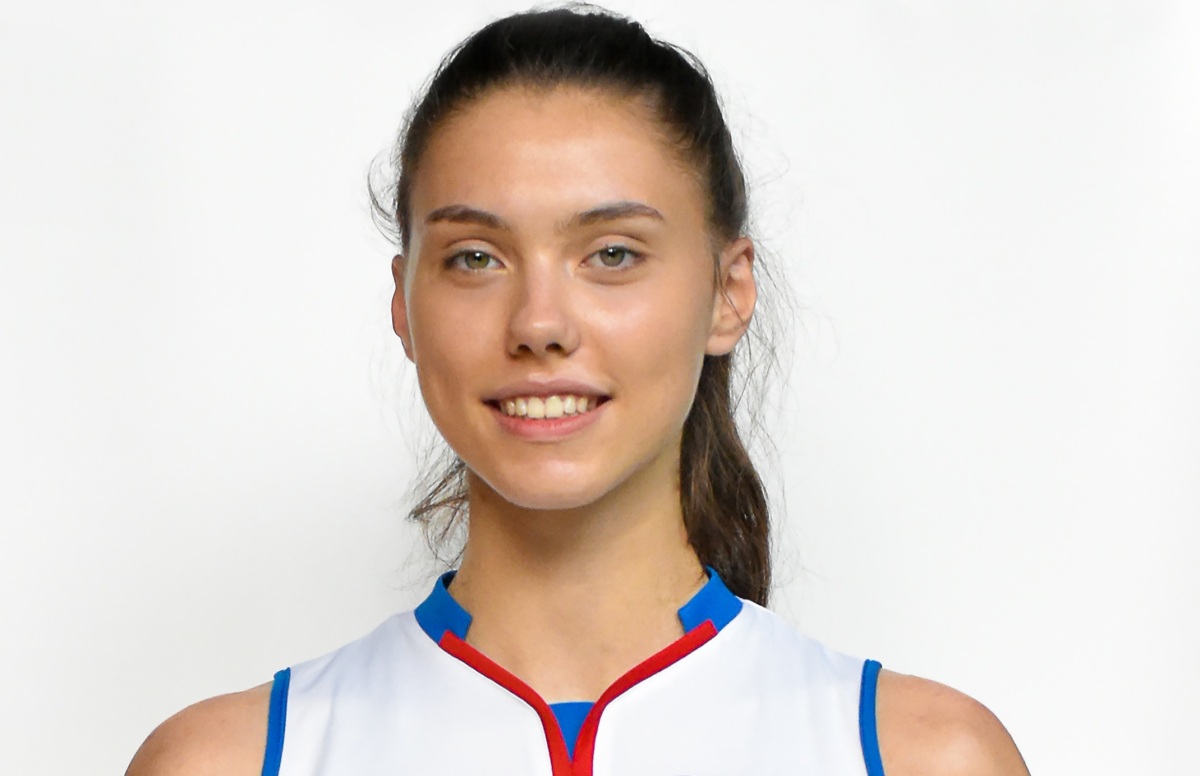 09. Tereza Hrušecká