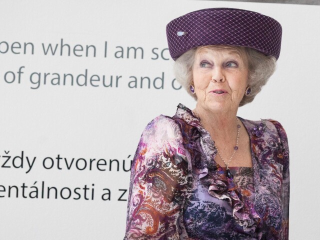 Princezná Beatrix, matka holandského kráľa Viliama-Alexandra, bola na Slovensku v roku 2016, keď navštívila aj Danubianu.