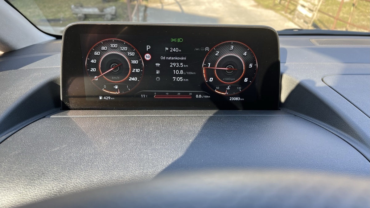 Hyundai Staria 2,2 CRDi 4x4 (2023)