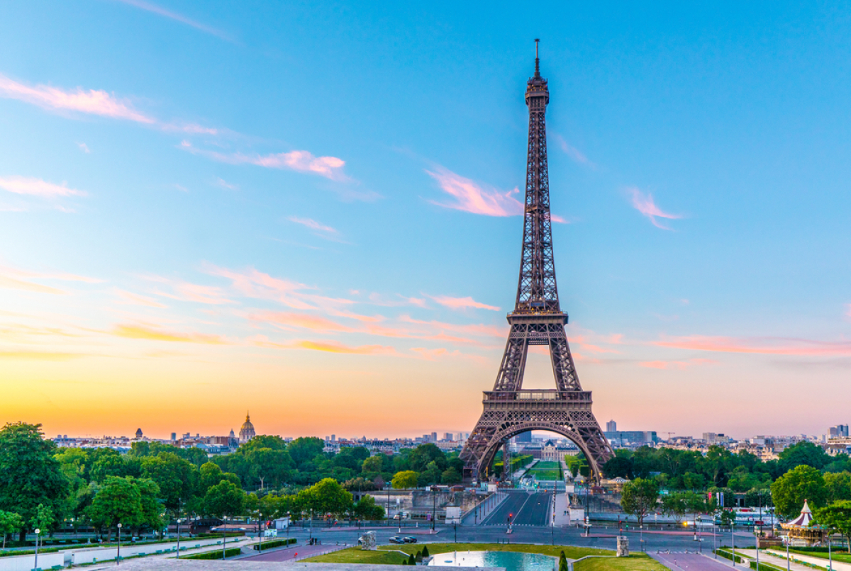 NEPOUZ, Paríž, Francúzsko, Eiffelova veža