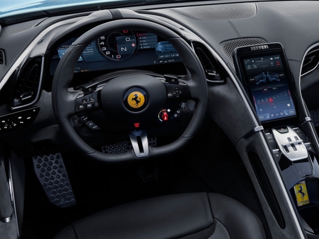 Ferrari Roma Spider 9