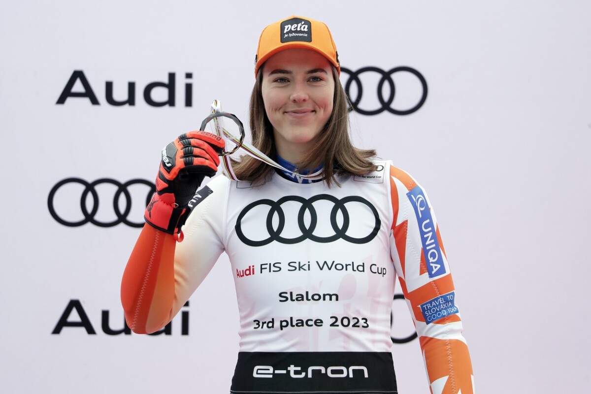 5 Petra Vlhová
