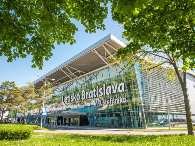 NEPOUZ, letisko Bratislava