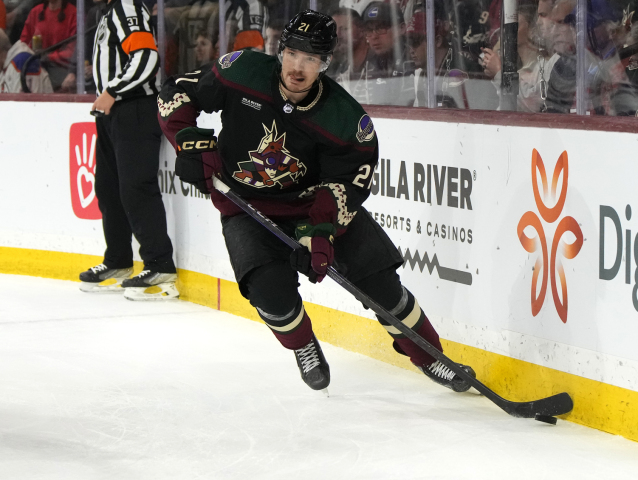 Oilers Coyotes Hockey