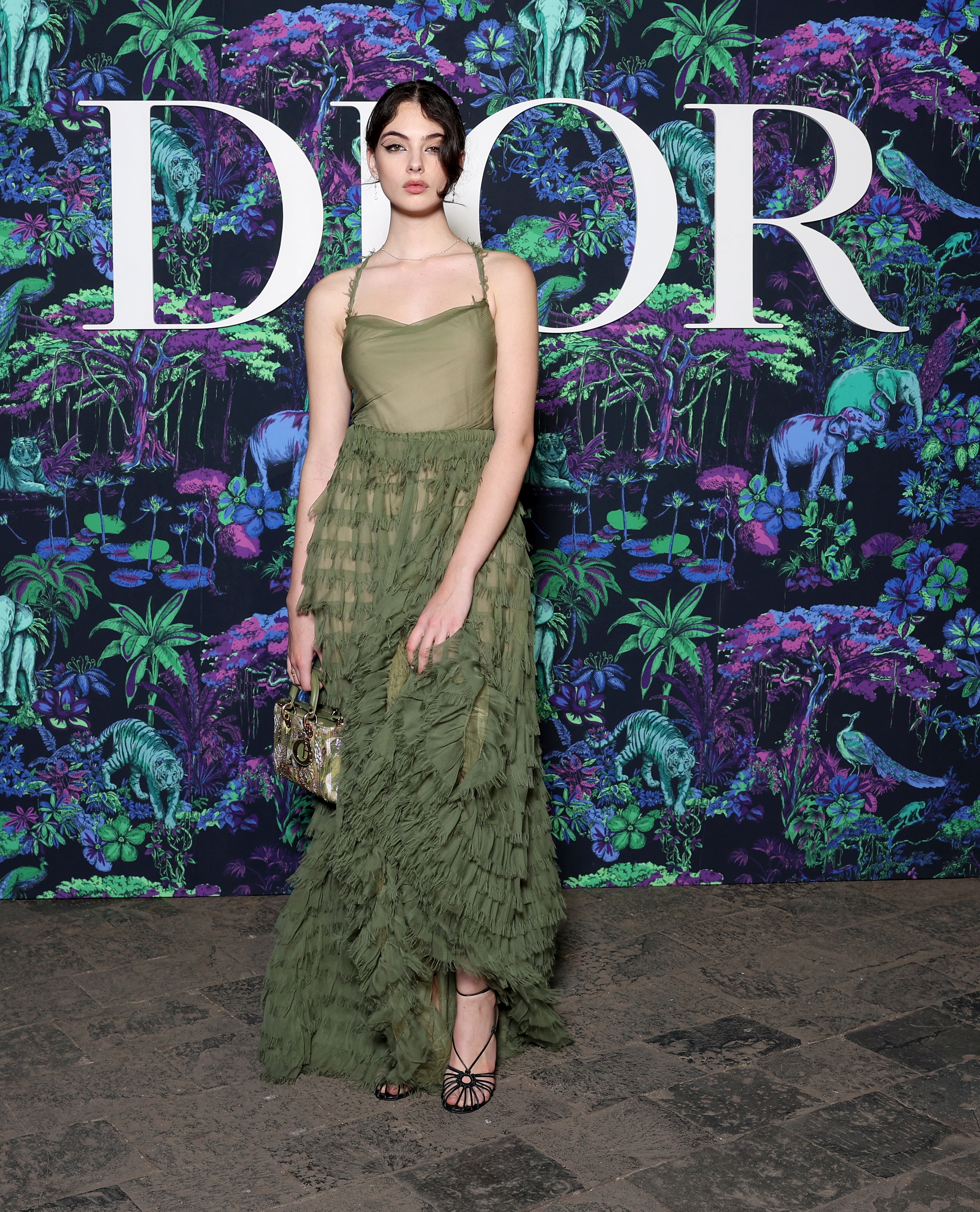 Modelka Deva Cassel na prehliadke Christian Dior Jeseň 2023, ktorá sa konala v Bombaji v Indii.
