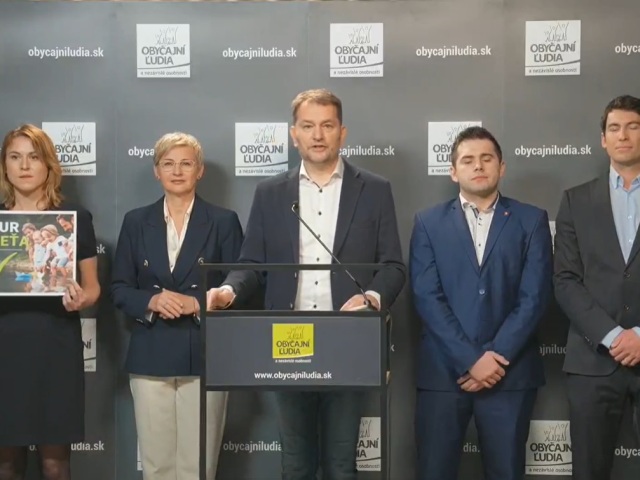 Igor Matovič a poslanci OĽaNO.