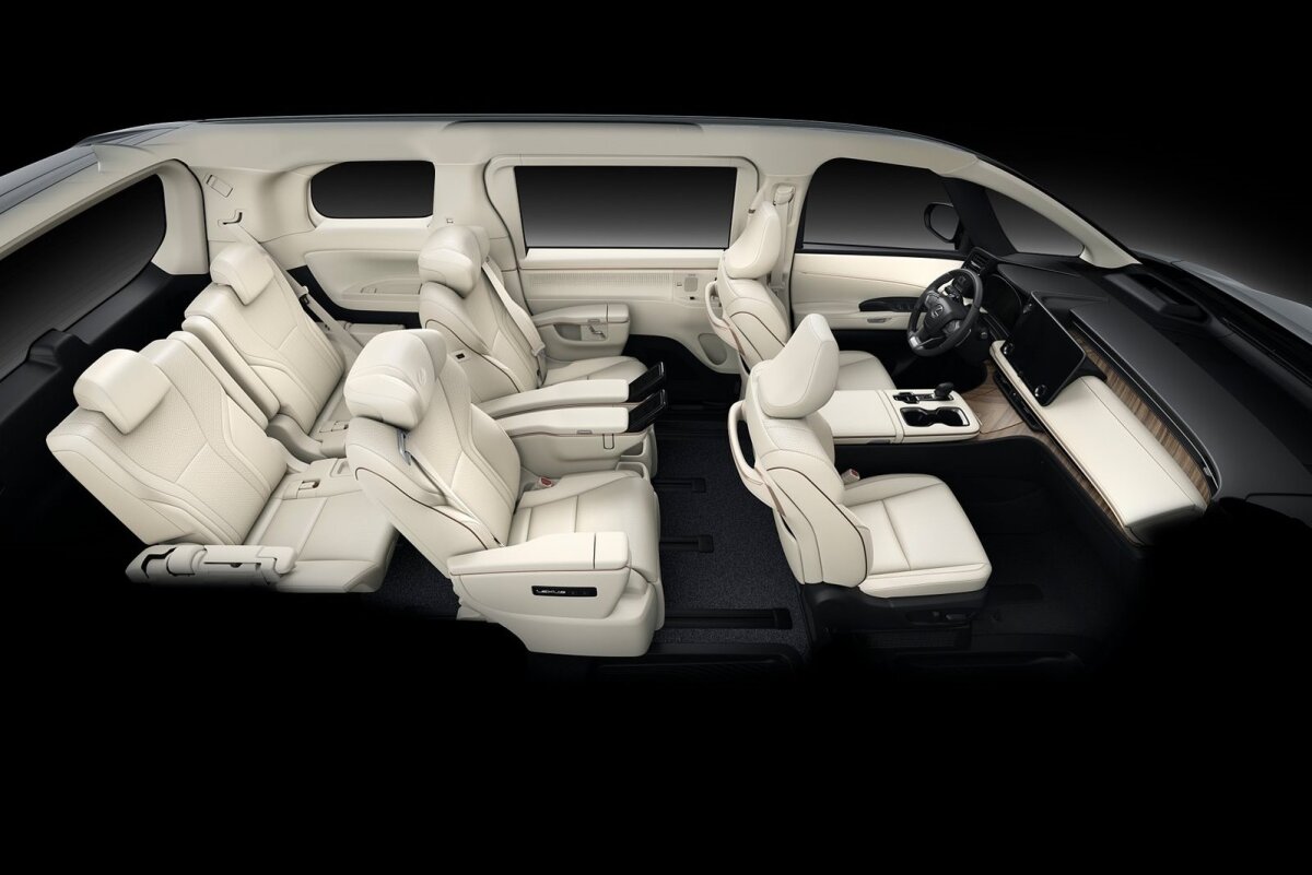 Lexus LM - 2023