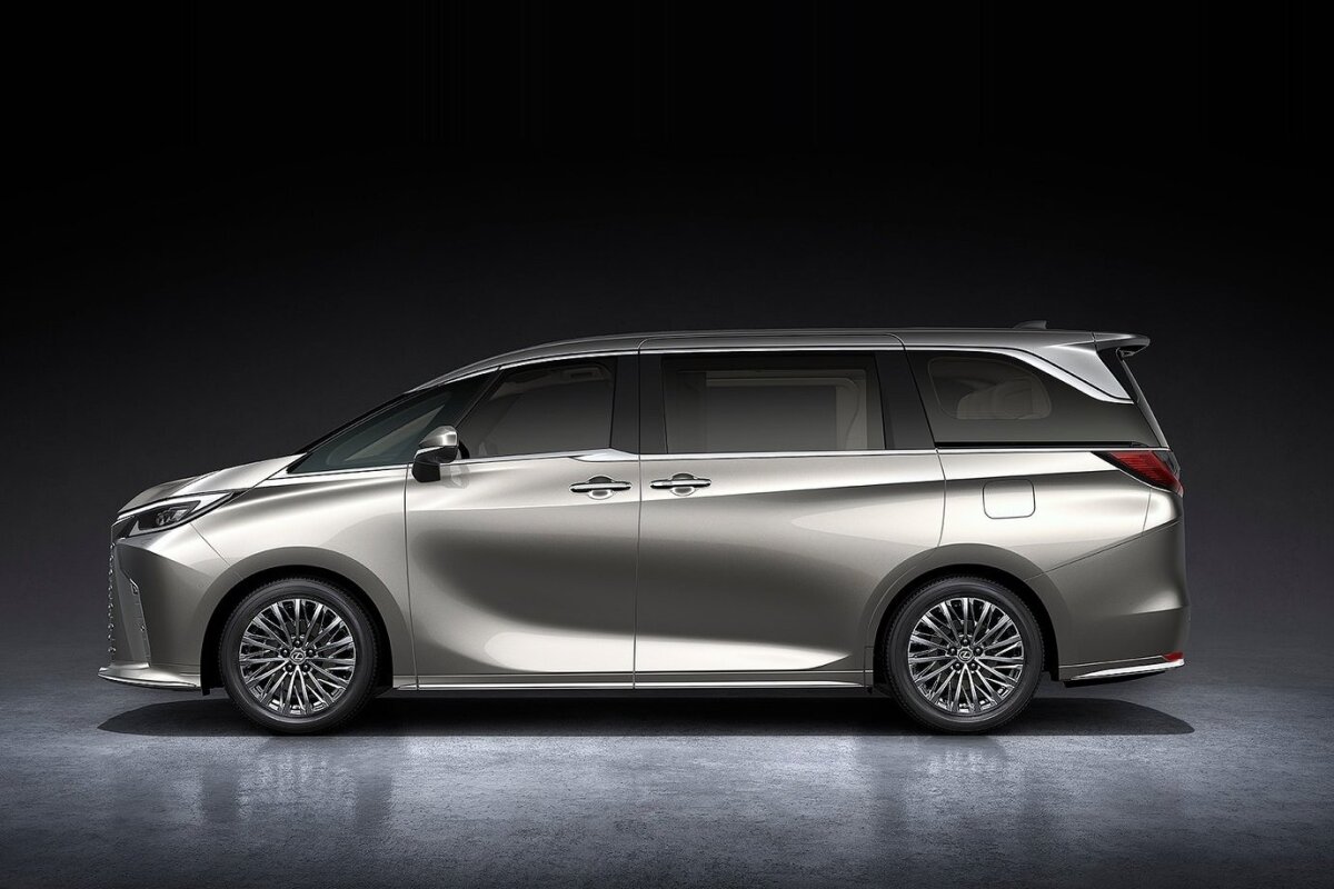 Lexus LM - 2023
