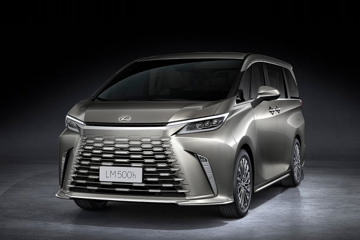 Lexus LM - 2023
