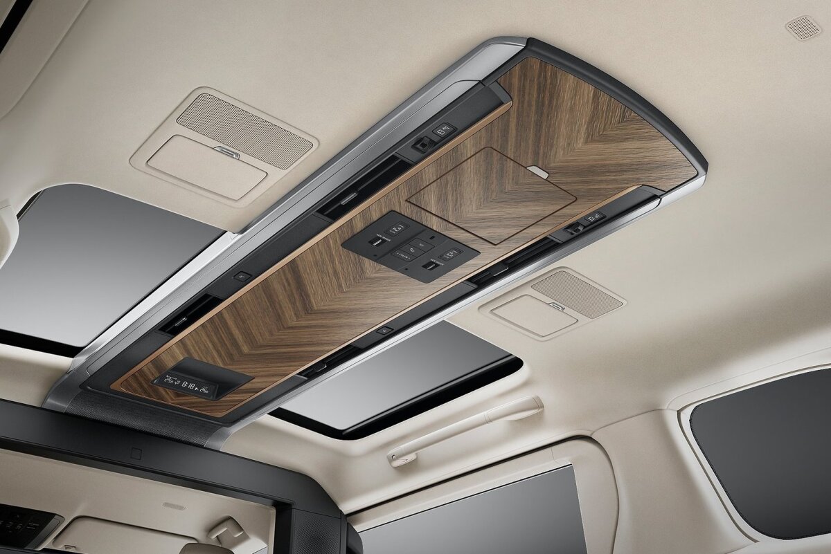 Lexus LM - 2023