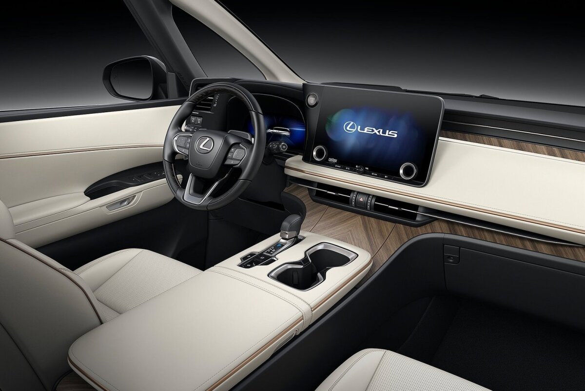 Lexus LM - 2023