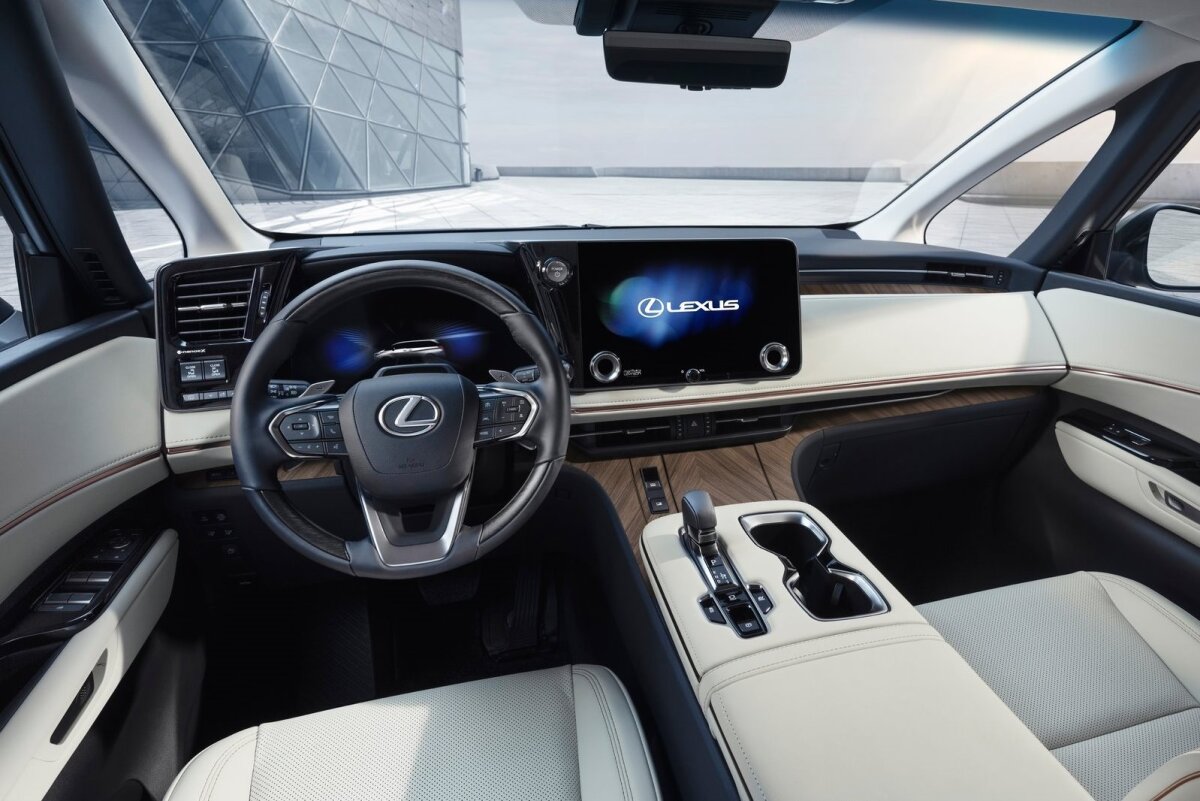 Lexus LM - 2023