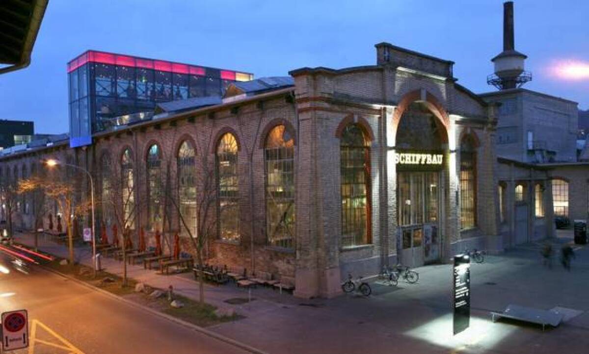 1schauspielhaus schiffbau zurich 1996-2000 realisation
