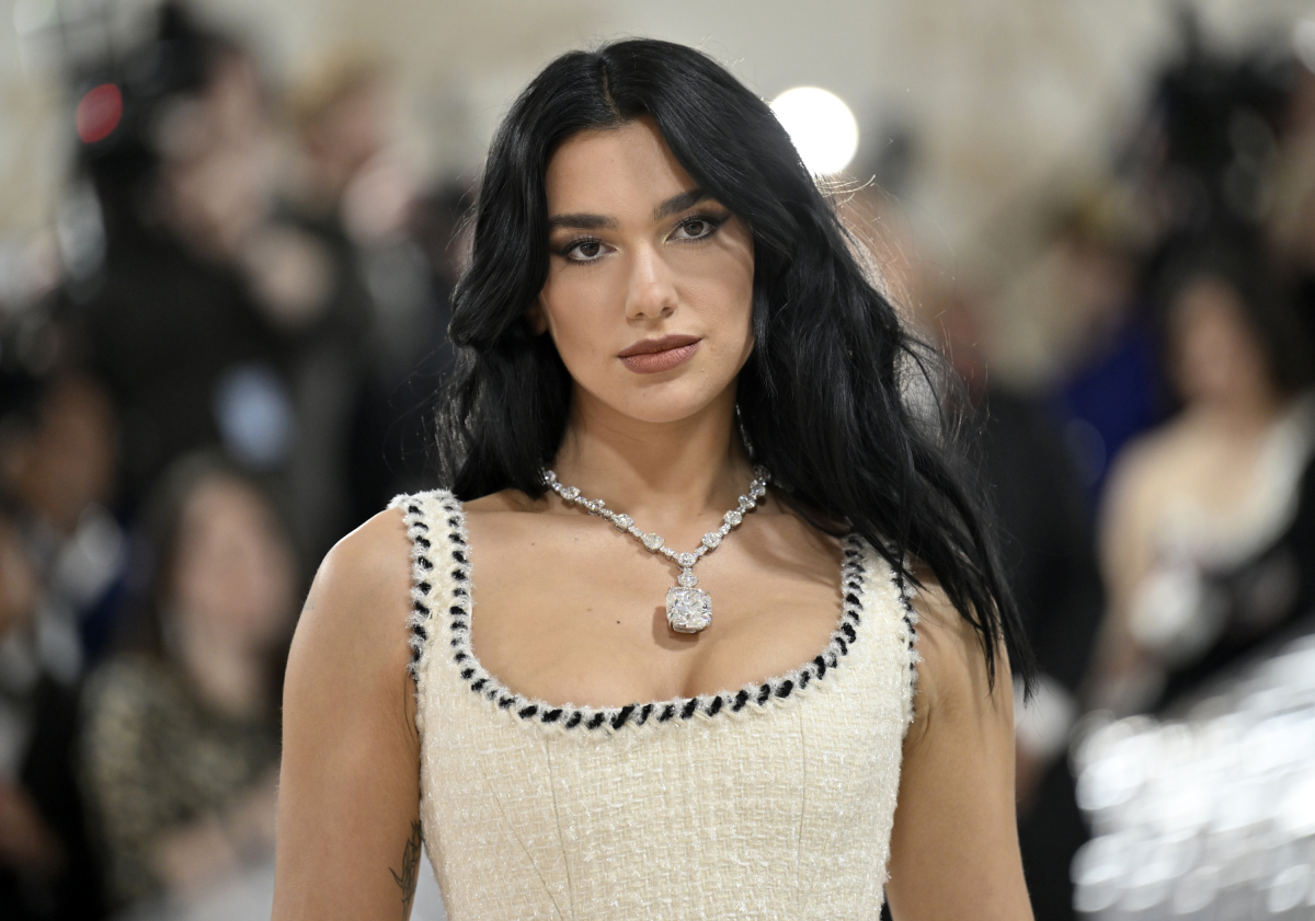 Dua Lipa 