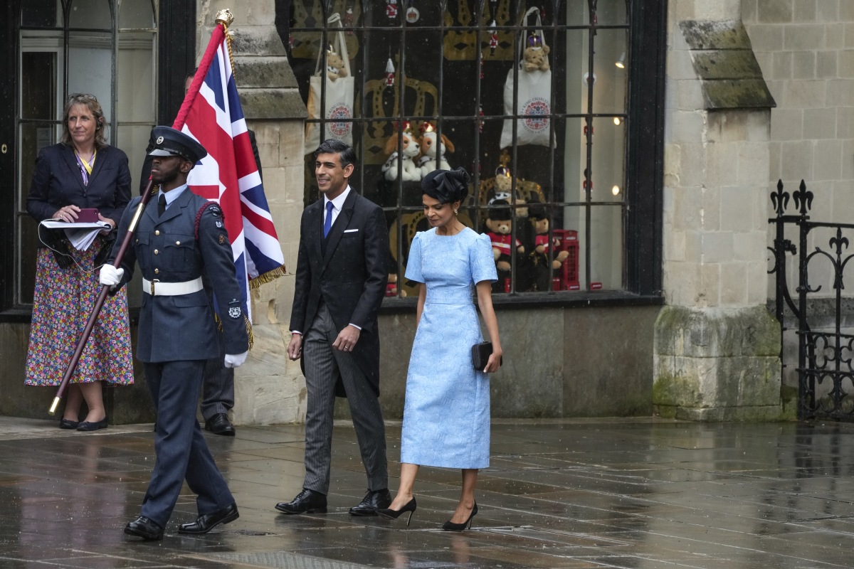 Britský premiér Rishi Sunak a jeho manželka Akshata Murthy.