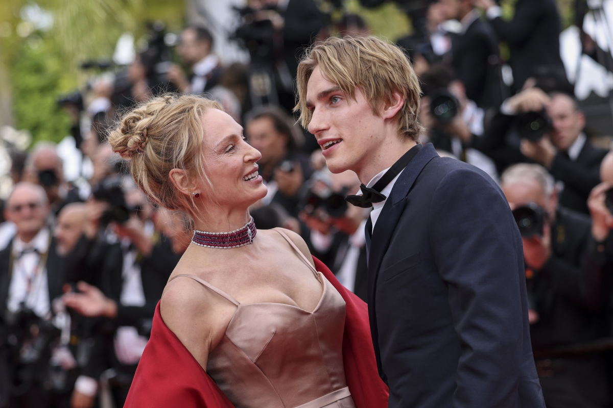 Herečka Uma Thurman v kreácii Christian Dior Couture