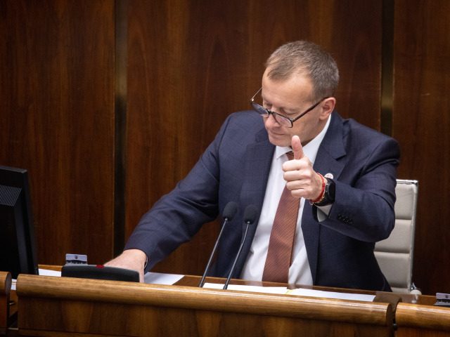 rokovanie, parlament, schôdza, Boris Kollár