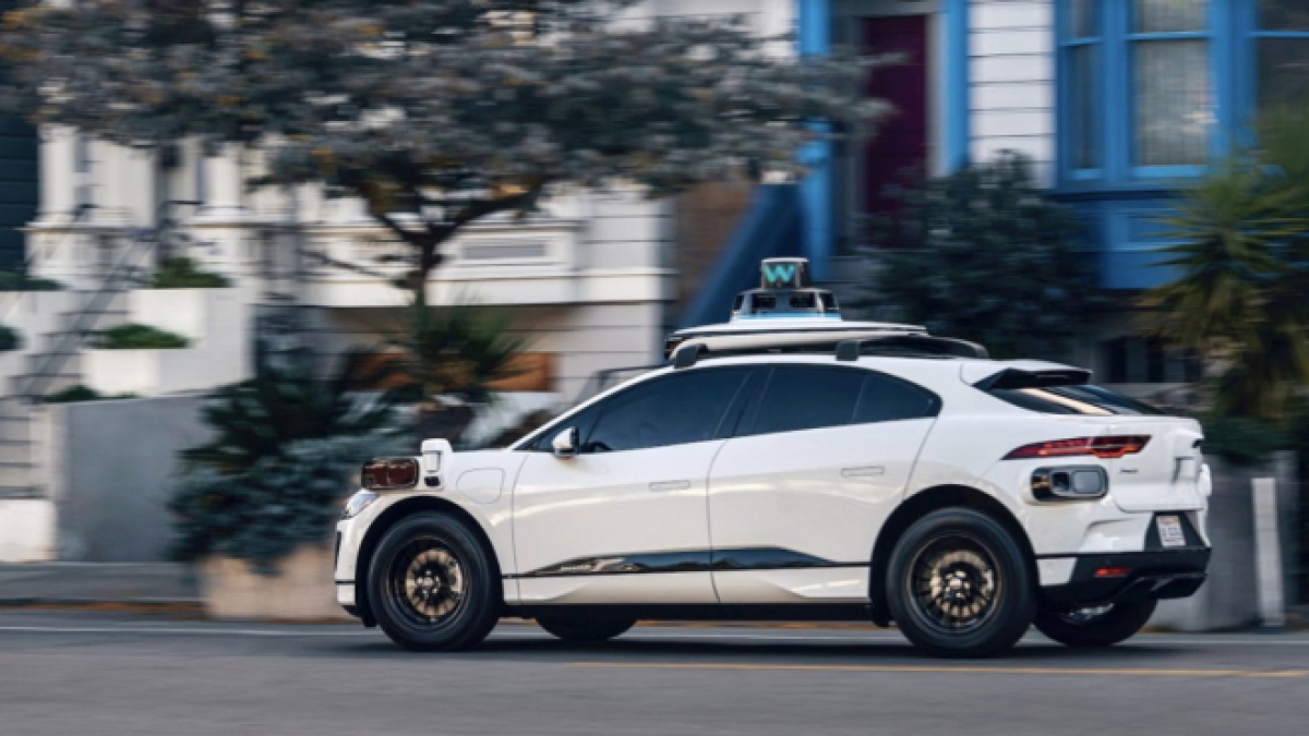 Waymo - Jaguar I-Pace