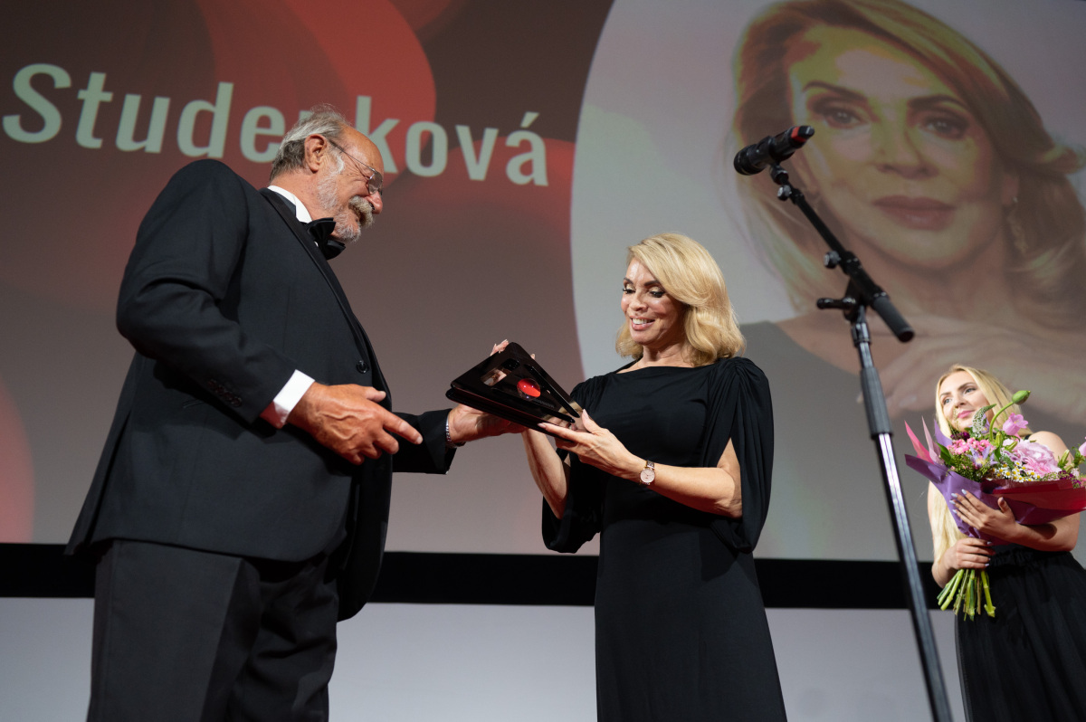 Pavel Nový, Zdena Studenková