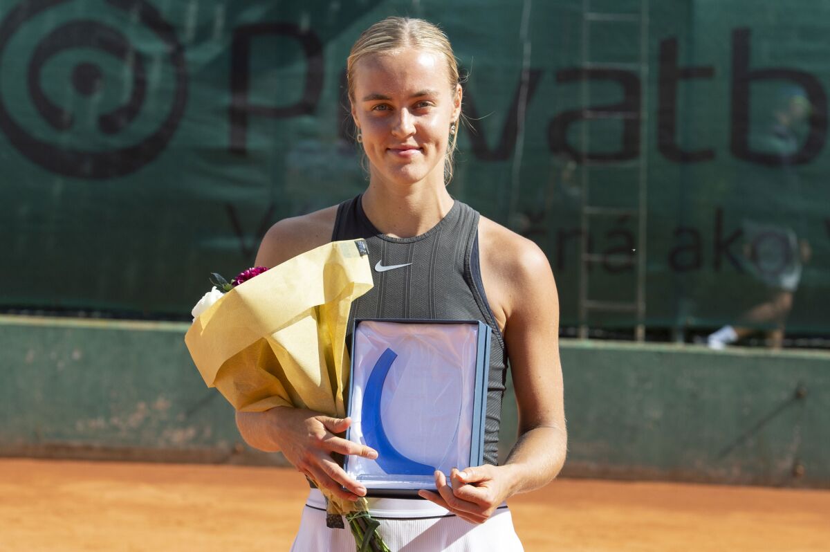 07. Anna Karolína Schmiedlová