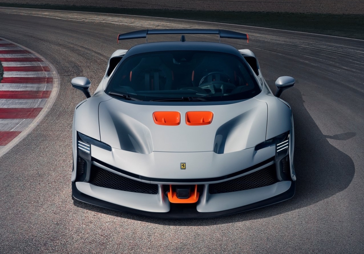 Ferrari SF90 XX Stradale 2