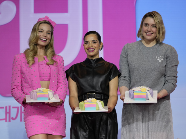 America Ferrera, Margot Robbie a režisérka Greta Gerwig