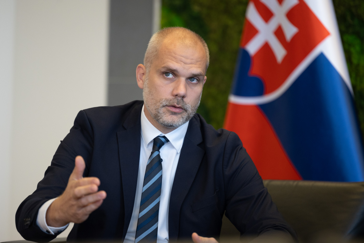 Minister obrany Martin Sklenár