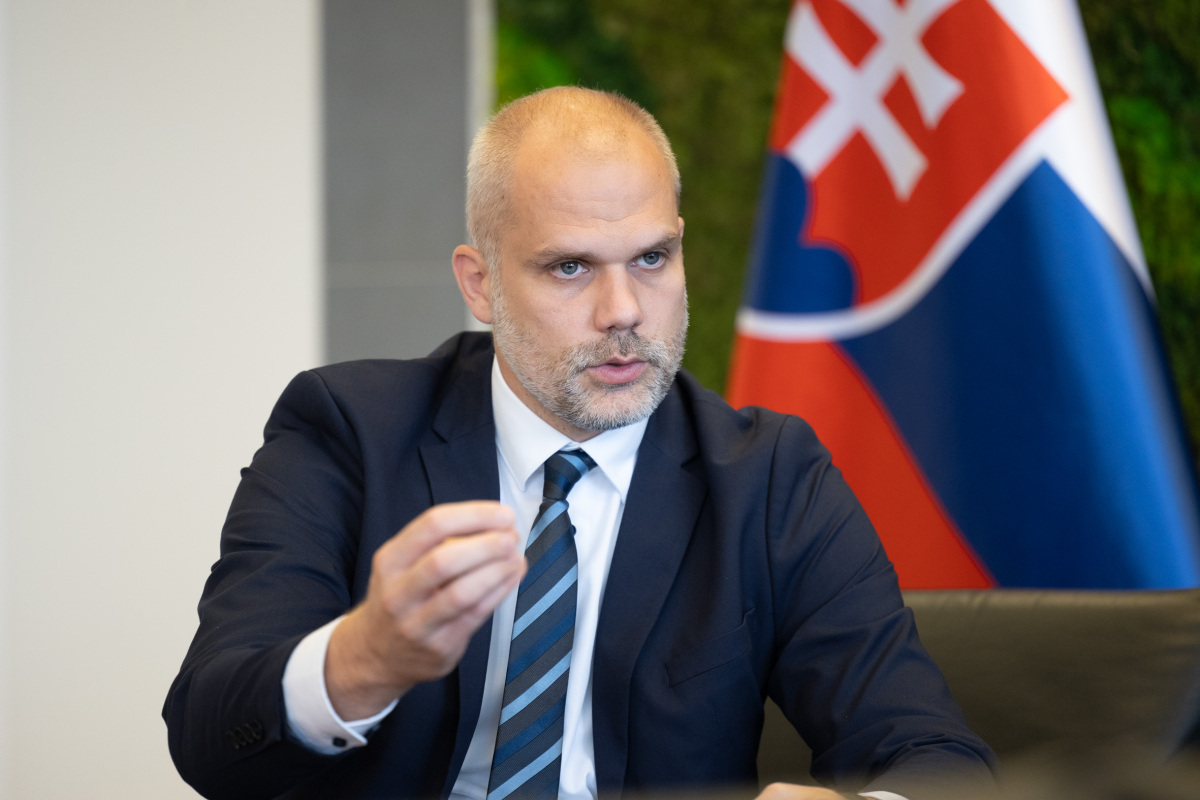 Minister obrany Martin Sklenár