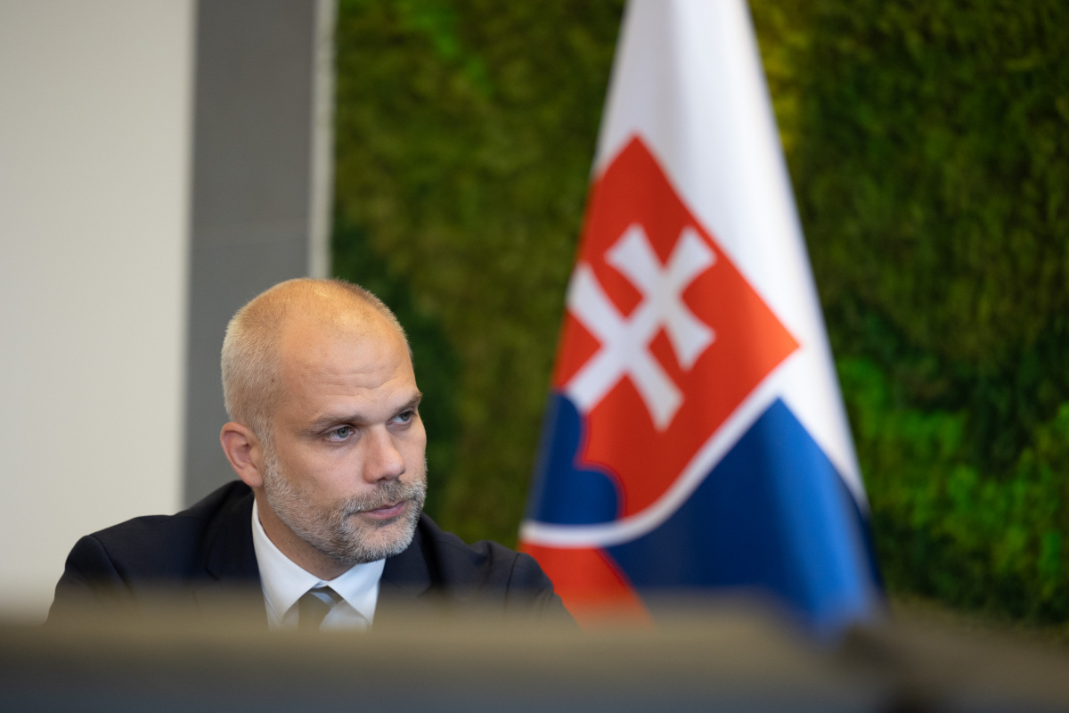 Minister obrany Martin Sklenár