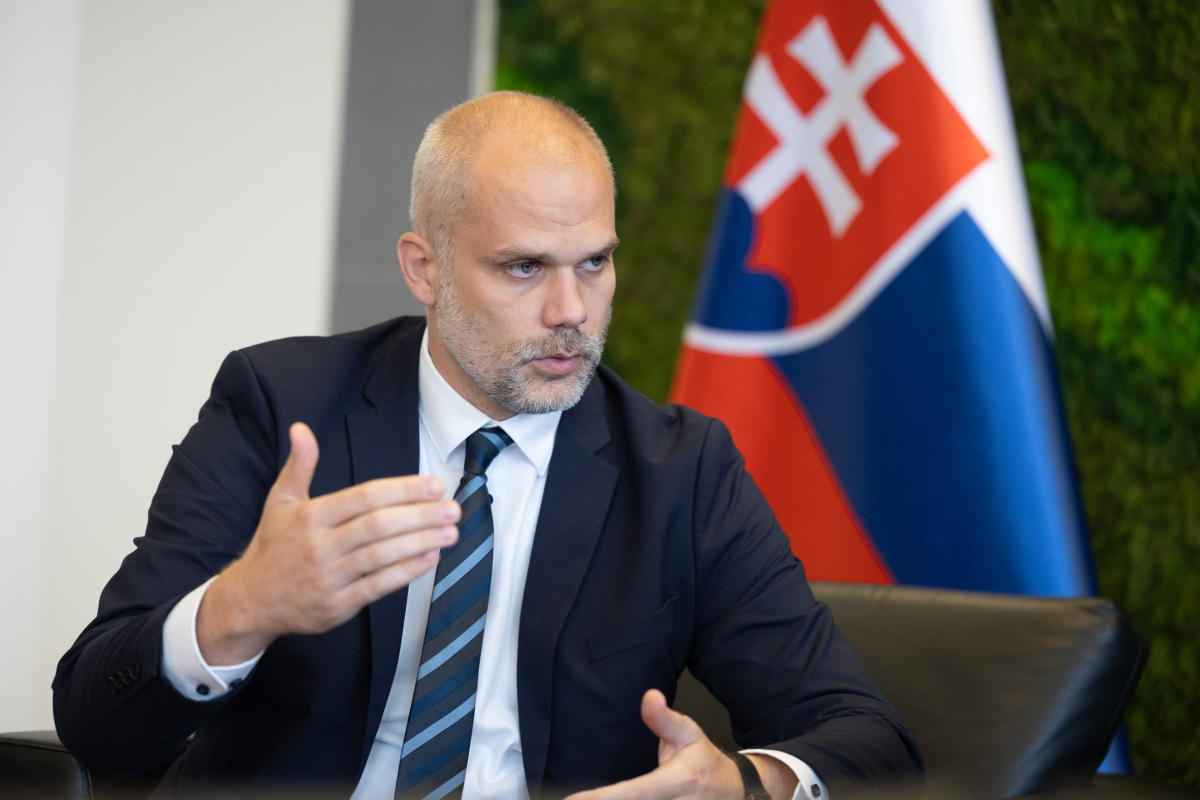 Minister obrany Martin Sklenár