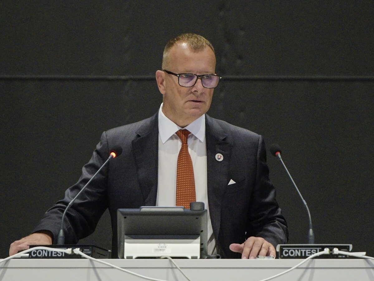 NRSR, kollár