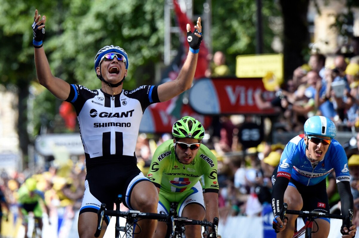 10. Sagan história Tour