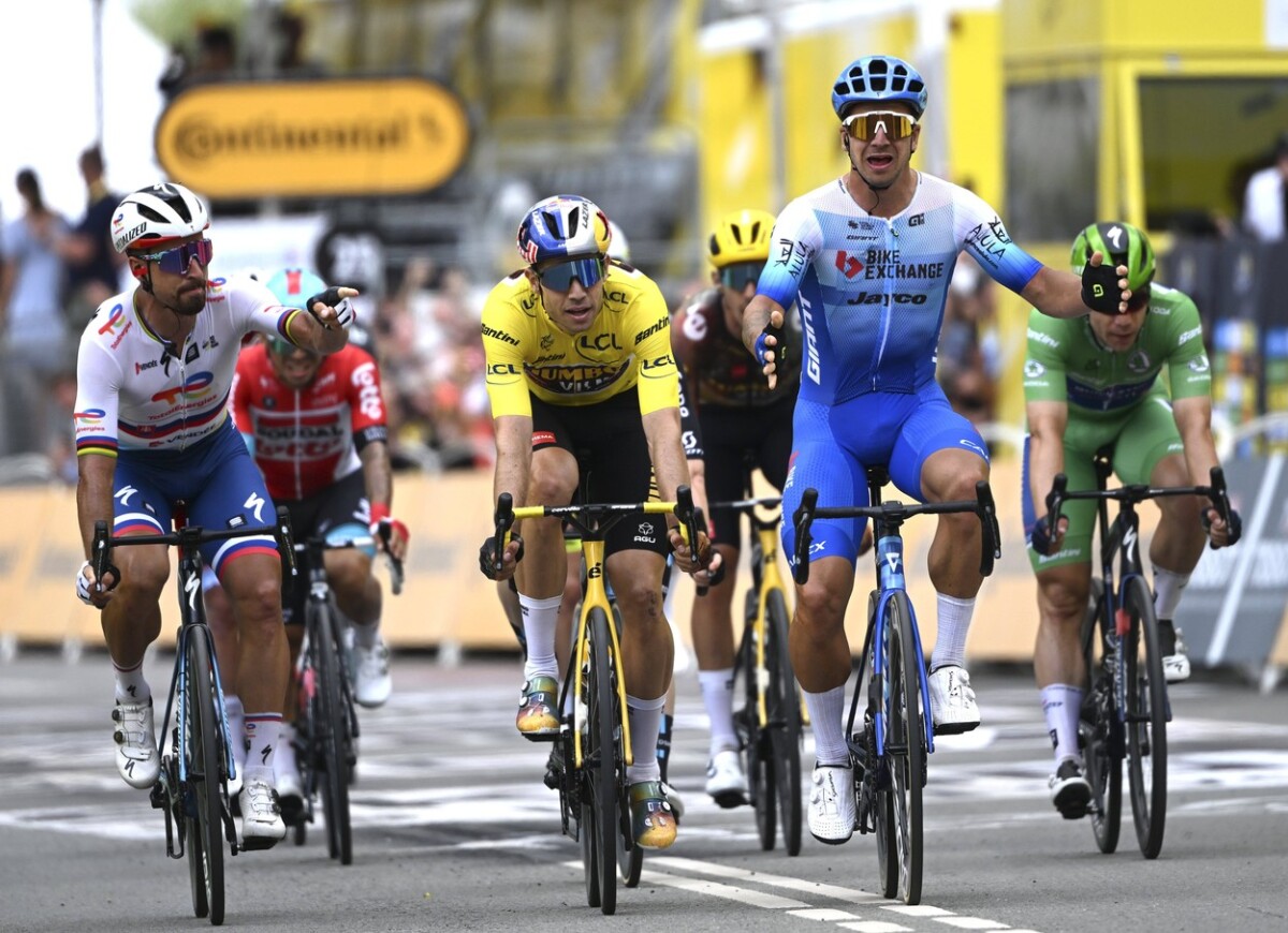 40. Sagan história Tour