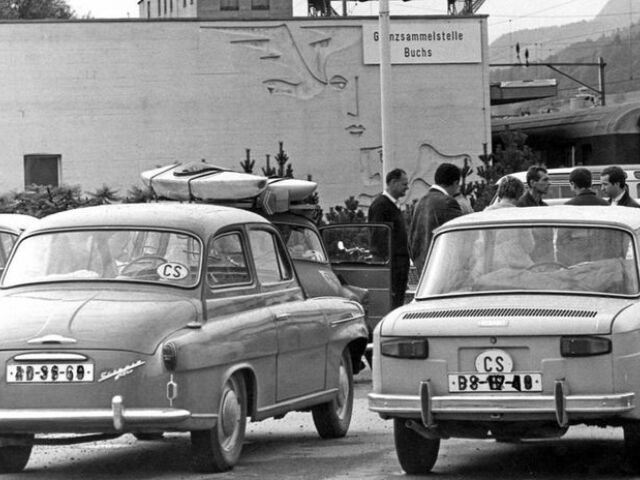 Mnohí Česi a Slováci po auguste 1968 prechádzali z Juhoslávie, kde boli na dovolenke do Švajčiarska a hľadali tam útočisko.