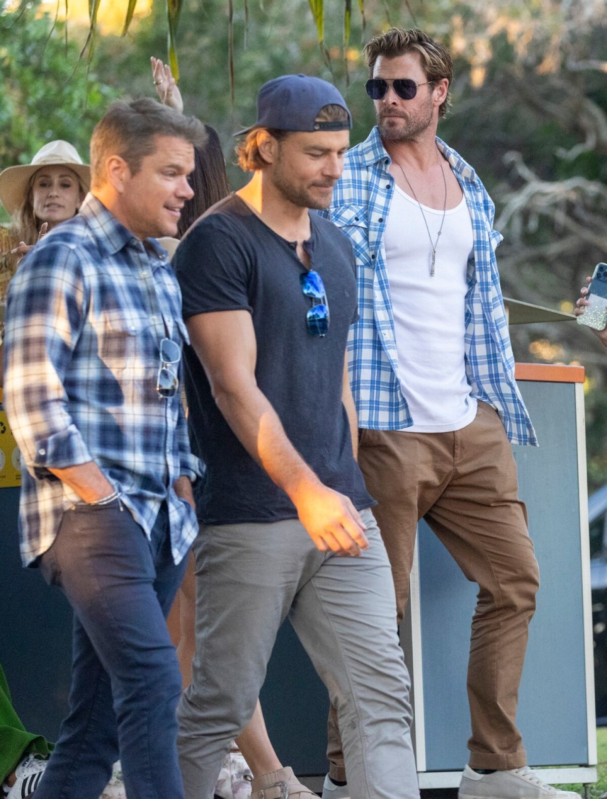 Matt Damon (vľavo) a jeho kamarát a kolega Chris Hemsworth