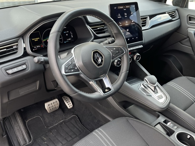 Renault Captur E-Tech Engineered (2023)