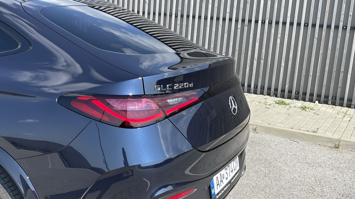 Mercedes-Benz GLC 220d kupé (2023)