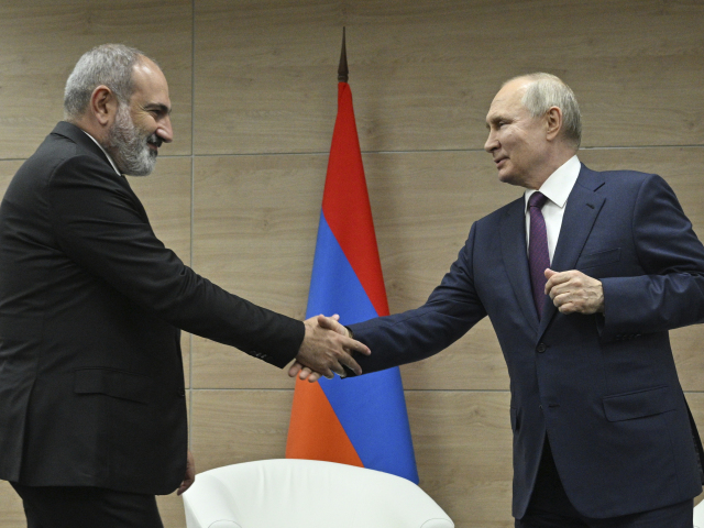 Nikol Pašinjan / Vladimir Putin /