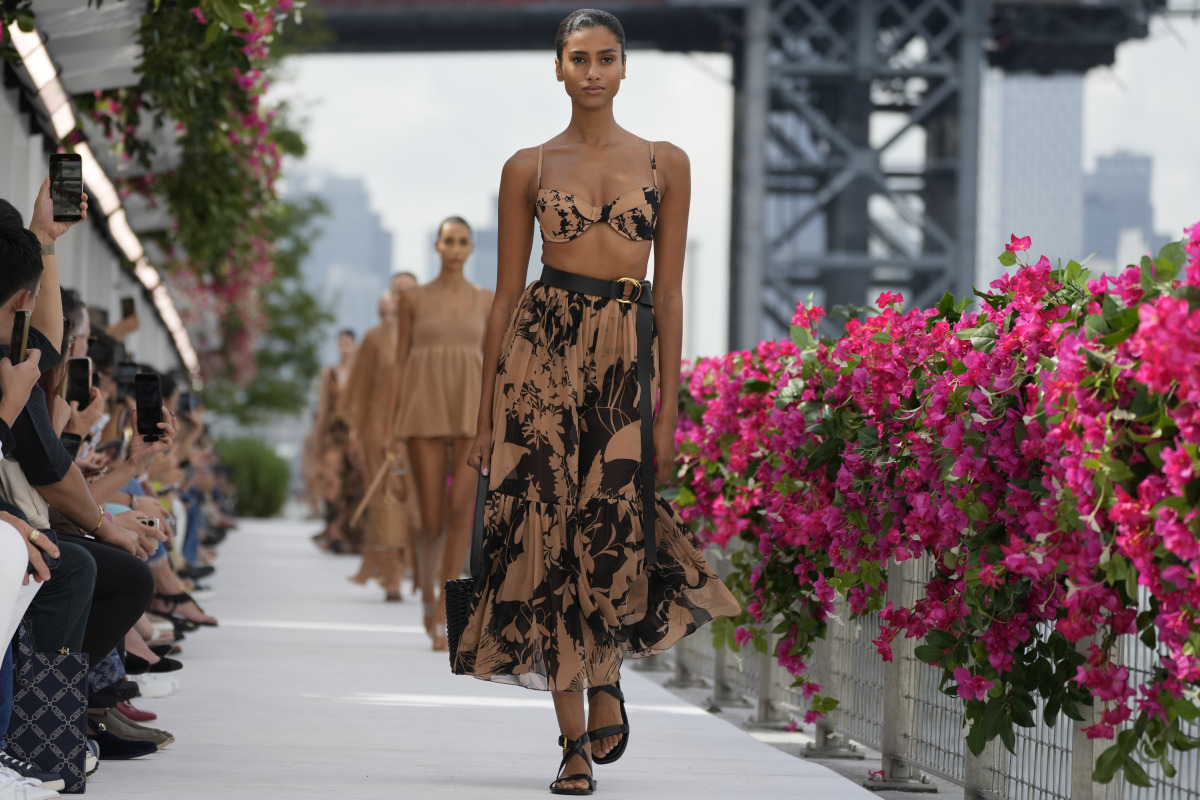 Michael Kors, kolekcia Jar/Leto 2024