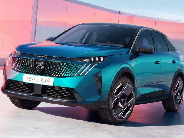 Test prebiehal s Peugeotom 3008 1,2 Pure tech Hybrid.(ilustračná snímka)