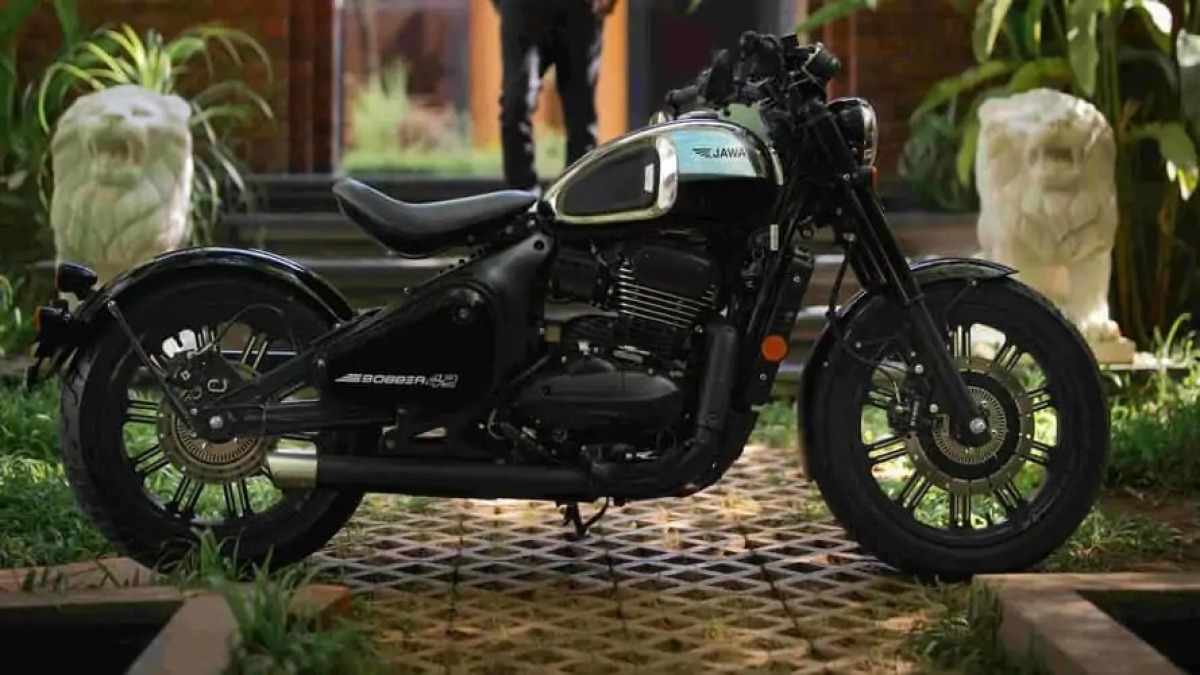 Jawa 42 Boober Black Mirror - 2023